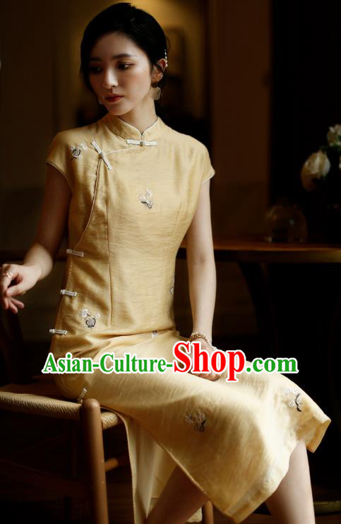 China Classical Young Lady Cheongsam Costume Traditional Embroidered Yellow Organdy Qipao Dress