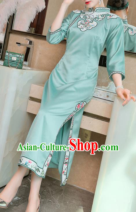 China Traditional Stage Performance Qipao Dress Classical Embroidered Light Green Satin Cheongsam