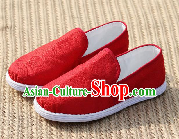 China Handmade Wedding Layered Cotton Sole Shoes National Woman Red Brocade Shoes