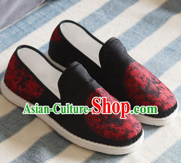 Chinese Traditional Martial Arts Black Satin Shoes Handmade Embroidered Dragons Shoes for Men