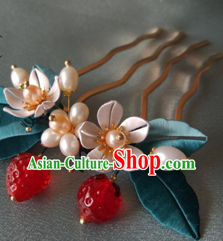 Chinese Traditional Pearls Hairpin Ming Dynasty Hair Accessories Ancient Princess Strawberry Hair Comb