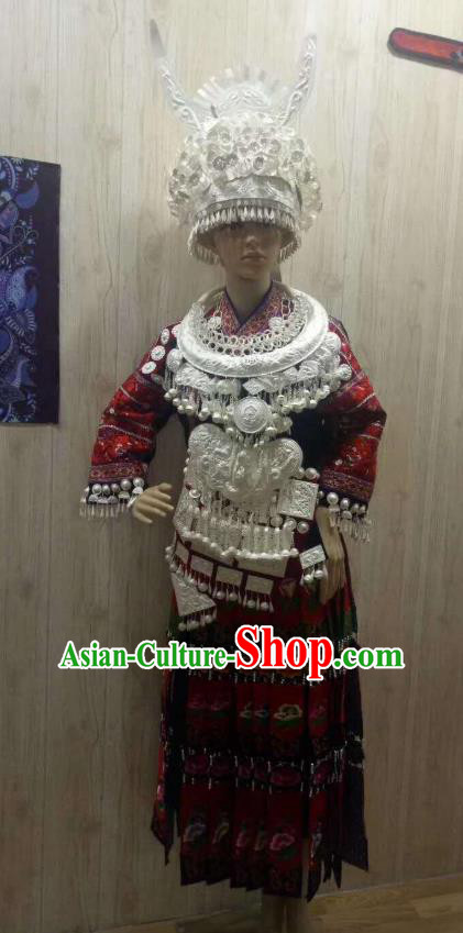 China Miao Ethnic Wedding Costumes Traditional Hmong Nationality Bride Clothing and Headdress