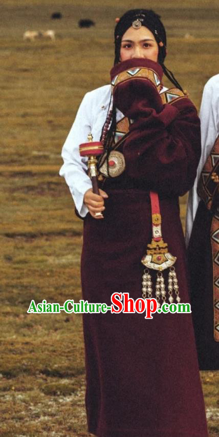 China Traditional Xizang Woman Wine Red Tibetan Robe Zang Nationality Stage Performance Clothing
