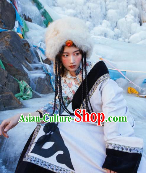 China Traditional Xizang Stage Performance White Tibetan Robe Zang Nationality Folk Dance Clothing