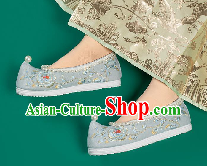 China Traditional Hanfu Pearls Shoes Handmade Ancient Princess Shoes Light Blue Embroidered Shoes