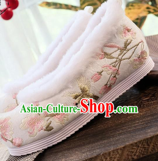 China Traditional Ming Dynasty Hanfu Shoes Embroidered Begonia Shoes National White Cloth Shoes