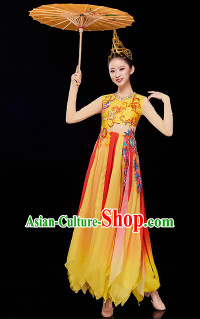 Chinese Woman Modern Dance Group Dance Yellow Dress Traditional Drum Dance Costume