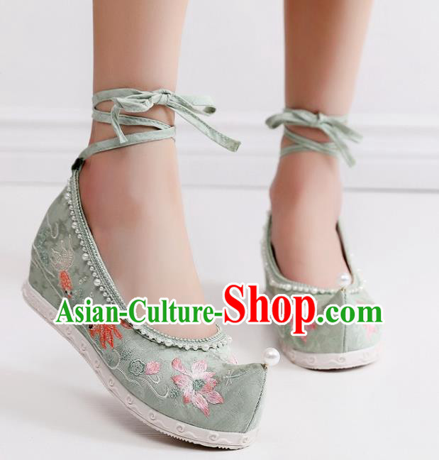 China Traditional Ming Dynasty Princess Shoes Handmade Hanfu Green Cloth Shoes National Embroidered Lotus Bow Shoes