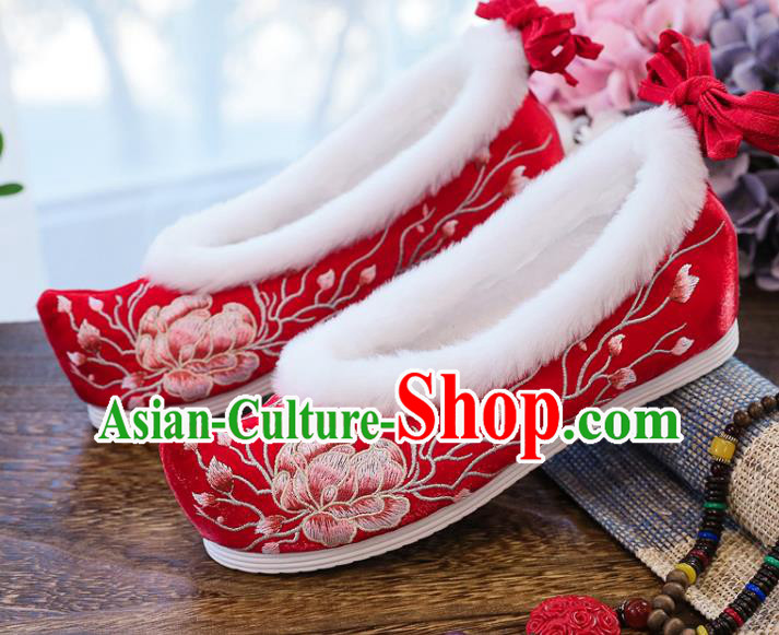 China Traditional Wedding Winter Red Cloth Shoes Ancient Ming Dynasty Princess Shoes National Embroidered Peony Shoes