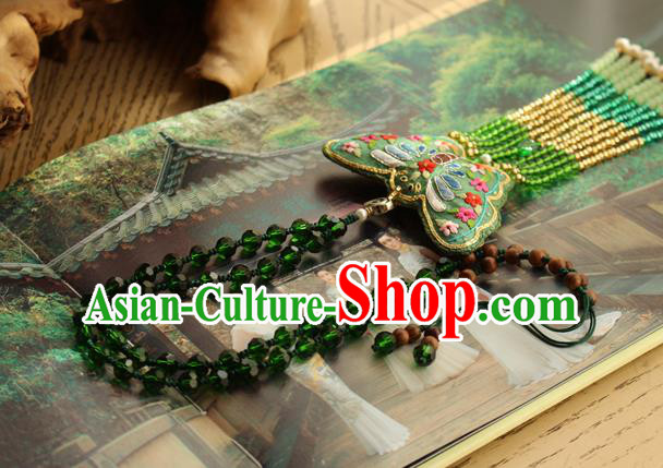 China Handmade Tassel Necklet Traditional Cheongsam Embroidered Green Butterfly Necklace Accessories