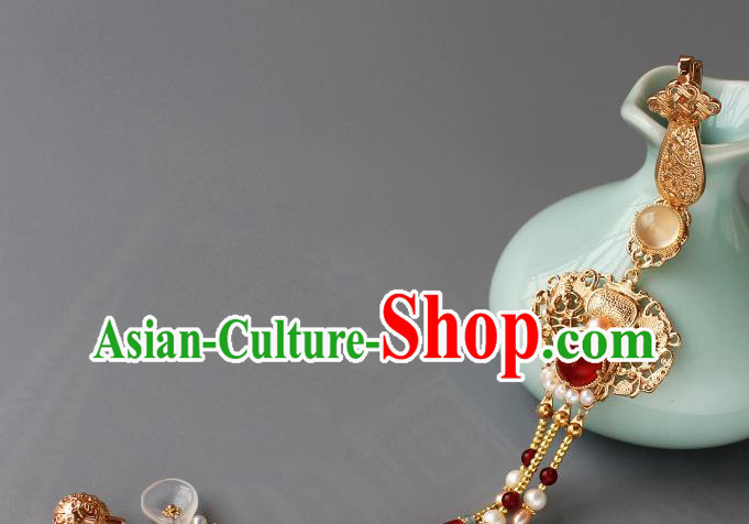Chinese Traditional Cheongsam Brooch Accessories Ancient Court Woman Tassel Golden Pendant