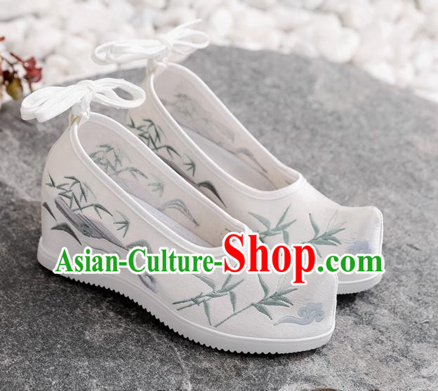 Chinese National Woman Shoes Traditional Hanfu White Satin Wedge Heel Shoes Embroidered Bamboo Leaf Shoes