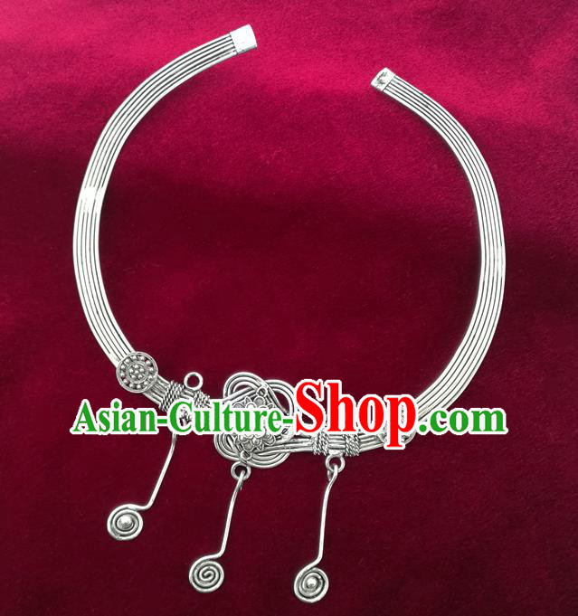 Chinese Handmade Silver Tassel Necklet Hmong Ethnic Stage Performance Jewelry Accessories