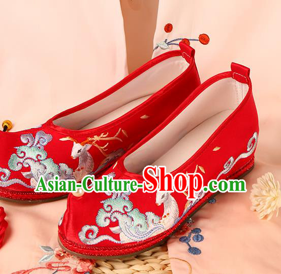 Chinese Hanfu Shoes Ancient Ming Dynasty Princess Shoes Embroidered Deer Red Satin Shoes Traditional Wedding Footwear