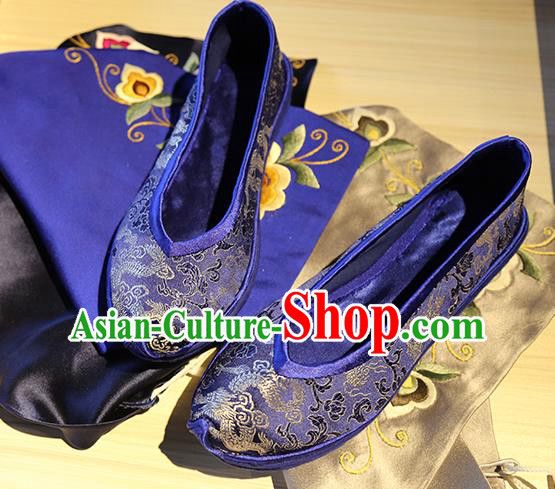 Chinese Handmade Royalblue Shoes Traditional Yunnan Ethnic Wedding Shoes Classical Dragon Pattern Brocade Shoes