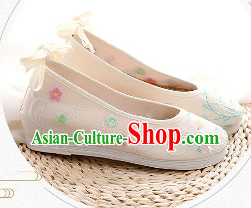 Chinese Traditional Folk Dance Shoes National Female Shoes Embroidered Beige Cloth Shoes