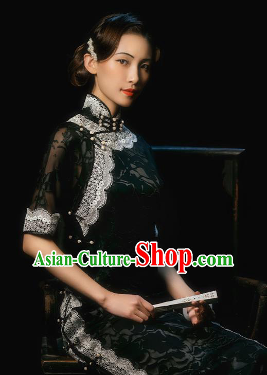 China Classical Old Shanghai Black Silk Cheongsam Traditional Minguo Lace Collar Qipao Dress