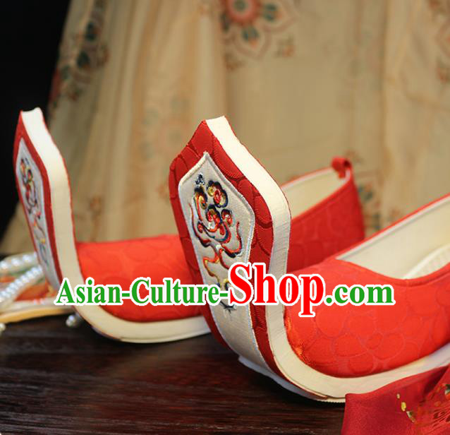 Chinese Tang Dynasty Embroidered Shoes Wedding Red Cloth Shoes Traditional Hanfu Shoes Ancient Princess Shoes