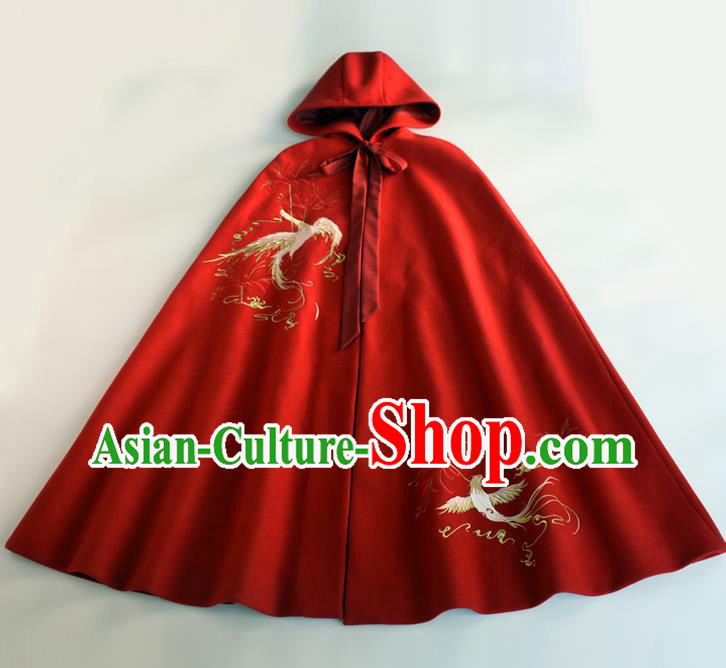 China Ming Dynasty Noble Lady Historical Clothing Traditional Hanfu Cape Garment Ancient Young Woman Embroidered Cloak Apparel