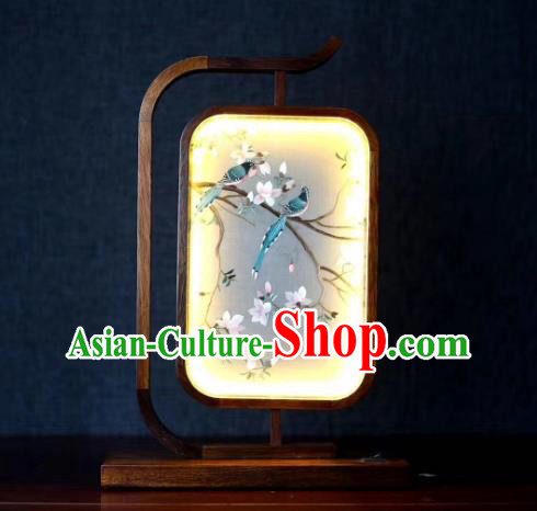 Chinese Handmade Desk Lamp LED Lantern Embroidered Mangnolia Table Screen Suzhou Embroidery Craft