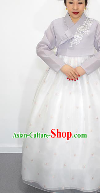 Asian Korea Court Dance Hanbok Clothing Bride Mother Grey Blouse and White Dress Korean Traditional Fashion Garments