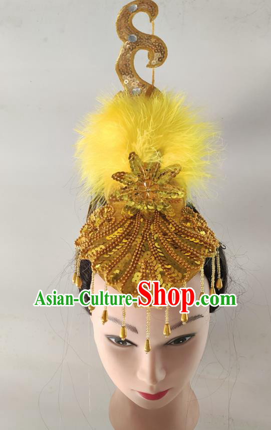 China Woman Group Dance Yellow Feather Hair Clasp Folk Dance Headpiece Traditional Yangko Dance Hair Crown