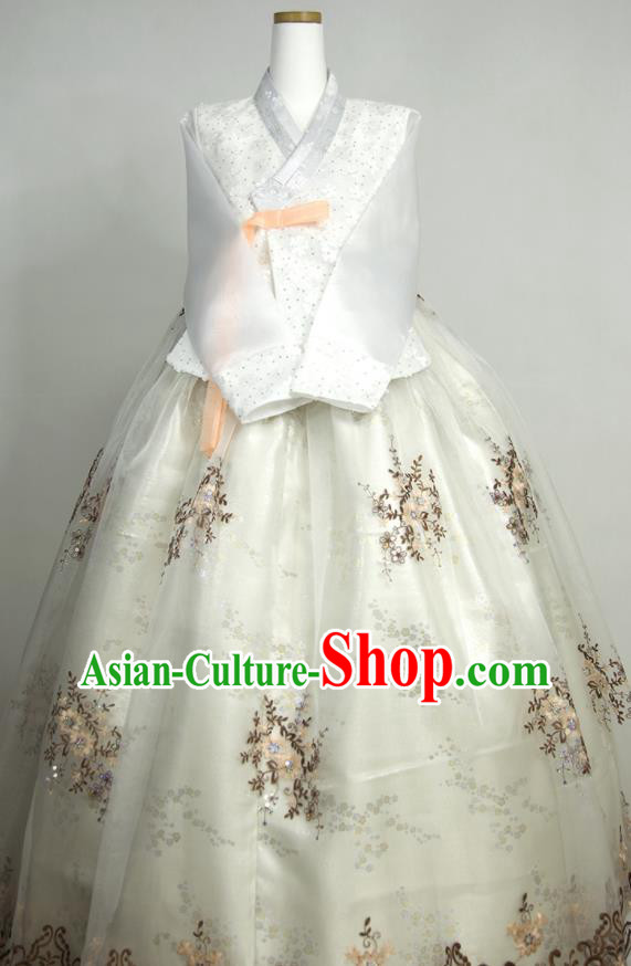 Korea Traditional Court Bride Clothing Korean Classical Wedding Fashion Costumes Young Lady Hanbok White Blouse and Beige Dress