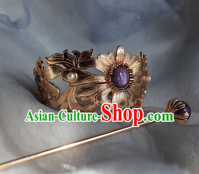 Chinese Ancient Swordsman Golden Peony Headpieces Traditional Tang Dynasty Royal Highness Hair Crown and Amethyst Hairpin