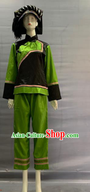 Chinese Traditional Gelo Nationality Clothing Kelao Minority Folk Dance Green Uniforms Guizhou Ethnic Woman Garment Costume and Hat