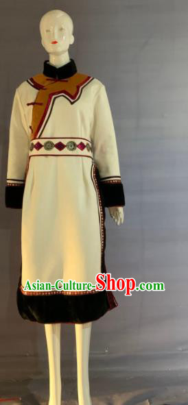 Chinese Heilongjiang Ethnic Garment Costume Oroqen Nationality Clothing Olunchun Minority Folk Dance Beige Robe Uniforms
