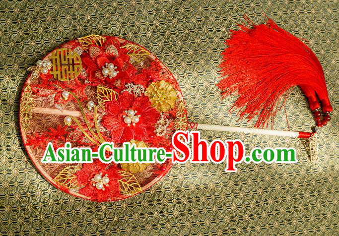 China Handmade Silk Fan Traditional Wedding Golden Peony Fan Bride Palace Fan Classical Embroidered Fan