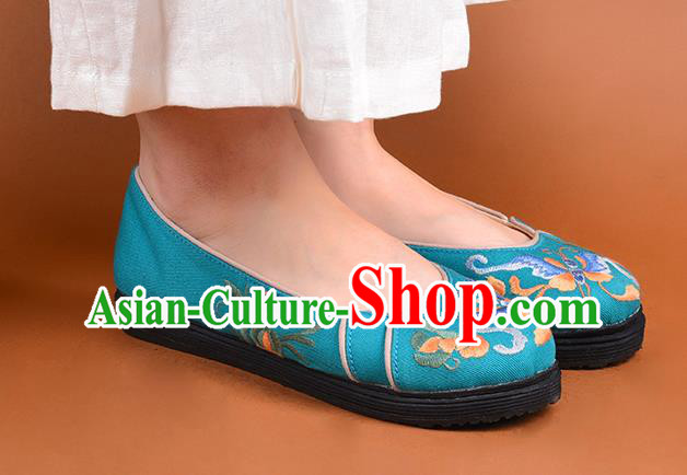 China Handmade Cloth Shoes Folk Dance Green Canvas Shoes National Woman Shoes Embroidered Butterfly Shoes
