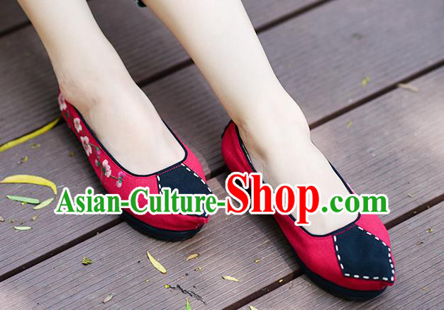 China Handmade Red Cloth Shoes Folk Dance Shoes National Woman Canvas Shoes Traditional Embroidered Peach Blossom Shoes