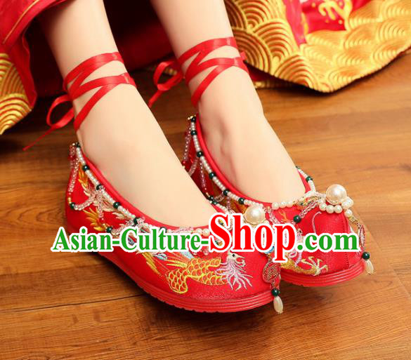 China Classical Wedding Shoes Embroidered Phoenix Shoes Handmade Bride Pearls Shoes XiuHe Red Satin Shoes Hanfu Shoes