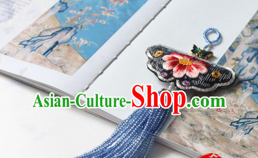 Handmade China Classical Hanfu Blue Beads Tassel Brooch Accessories Suzhou Embroidered Black Belt Pendant