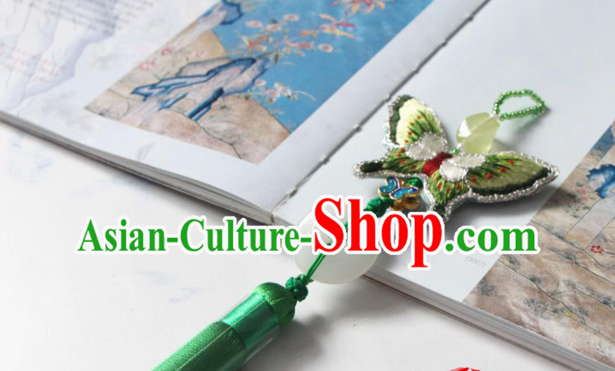 Handmade China Suzhou Embroidered Green Butterfly Belt Pendant Classical Hanfu Tassel Brooch Accessories