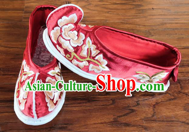 Handmade China Wedding Bride Embroidered Shoes National Woman Cloth Shoes Yunnan Ethnic Red Satin Shoes