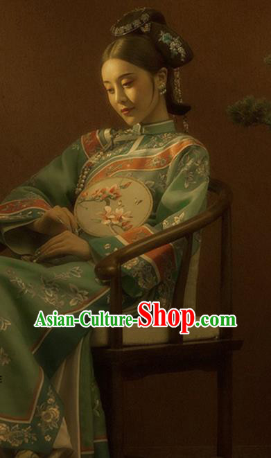 China Qing Dynasty Imperial Consort Historical Garment Costume Ancient Empress Embroidered Green Dress Traditional Court Clothing for Women