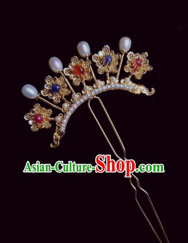 Chinese Handmade Tang Dynasty Queen Golden Plum Hair Stick Ancient Empress Gems Hairpin Traditional Hanfu Hair Accessories