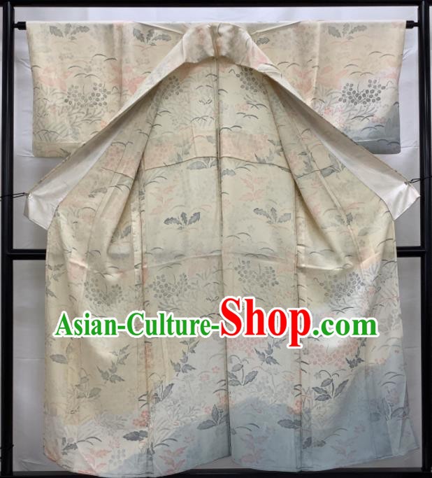 Japanese Traditional Festival Clothing Classical Flowers Pattern Tsukesage Kimono Costume Young Woman Beige Silk Yukata Dress
