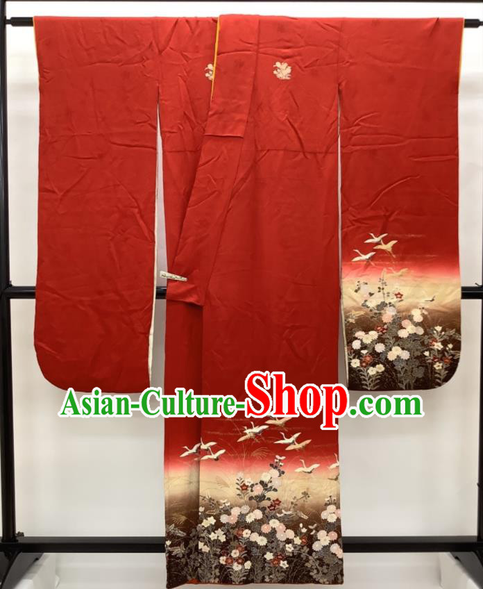Japanese Court Woman Red Silk Yukata Dress Traditional Festival Clothing Classical Cranes Chrysanthemum Pattern Furisode Kimono Costume