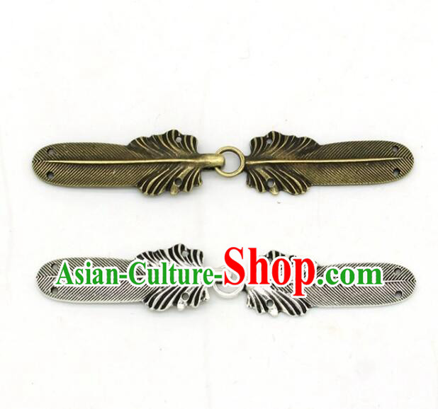 Top Handmade Metal Buttons European Cloak Couple Hooks Vintage Mantle Feather Clasps