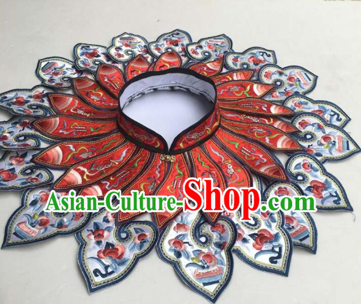 Chinese Qing Dynasty Cloud Shoulder Traditional Yunjian Cappa Shawl Embroidered Collar Accessories