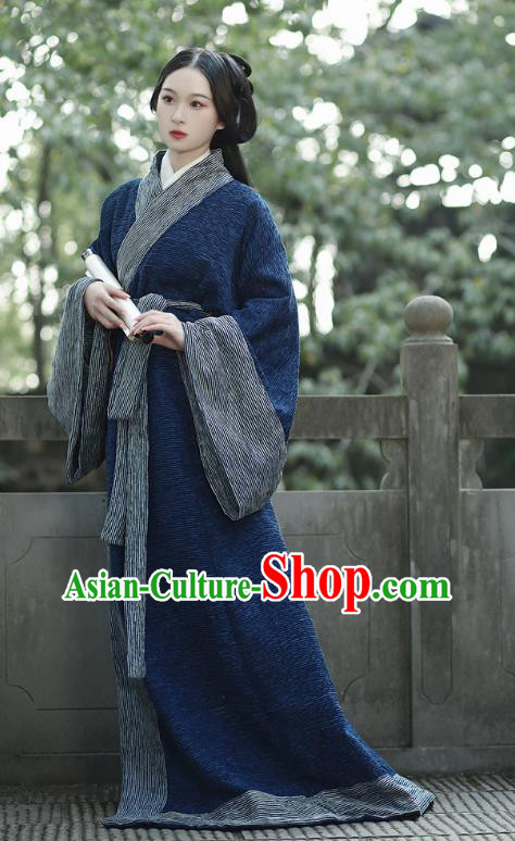 Chinese Qin Dynasty Princess Straight Front Robe Ancient Palace Lady Clothing Traditional Han Fu Deep Blue Dress