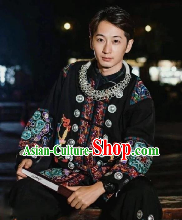 Ethnic Minority Dong Zhuang Miao Costume Male Stage Performance National Costume