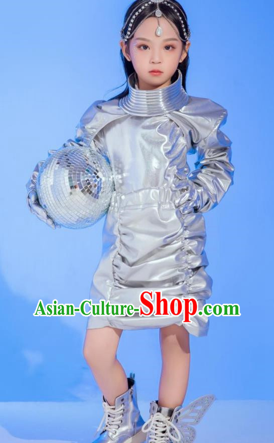 Girls Model Trendy Clothes Children Catwalk Show Silver Future Metal Technology Sense Yuan Universe Car Model Locomotive