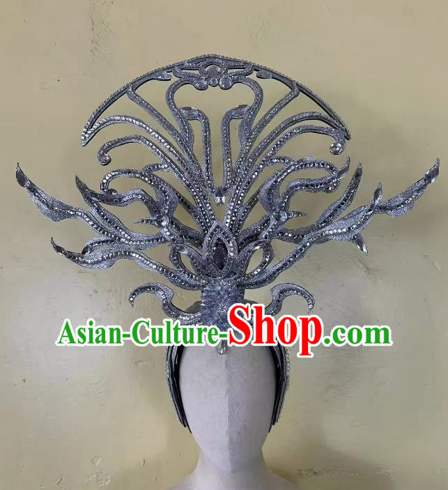 Opening Dance Show Feather Headdress Team Samba Carnival