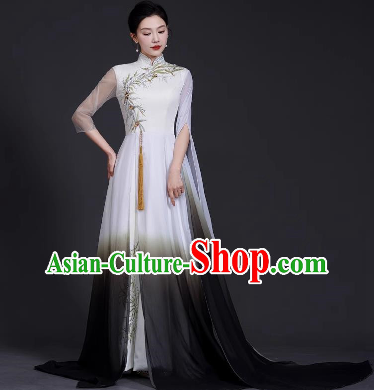 Top National Tide Style Banquet Evening Dress Long Model Catwalk Cheongsam Guzheng Art Test Solo Dress Embroidery