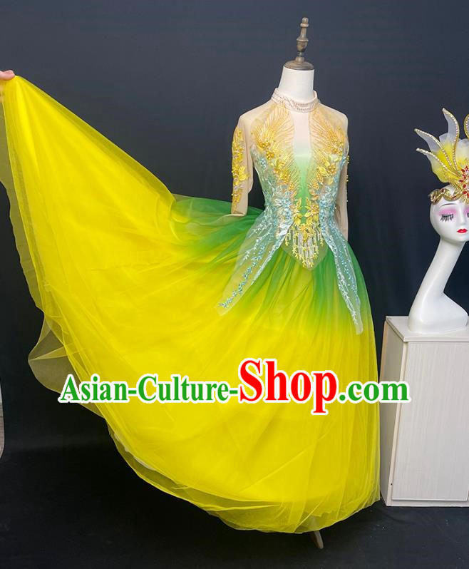Yellow Green Opening Dance Performance Costumes With Large Swing Skirts Female Atmospheric Singing And Dancing Costumes Spring Story Dance Costumes