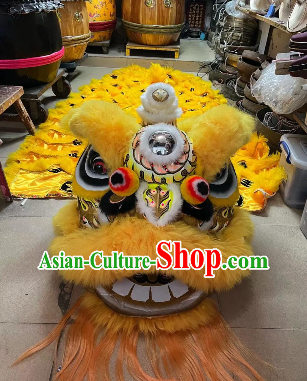 Chinese Celebration Lion Head Professional Dancing Lion Handmade Golden Woolen Fut San Dance Lion Classical Tiger Pattern Costumes Complete Set